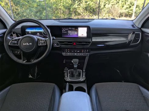 Used 2024 Kia Seltos S image 17