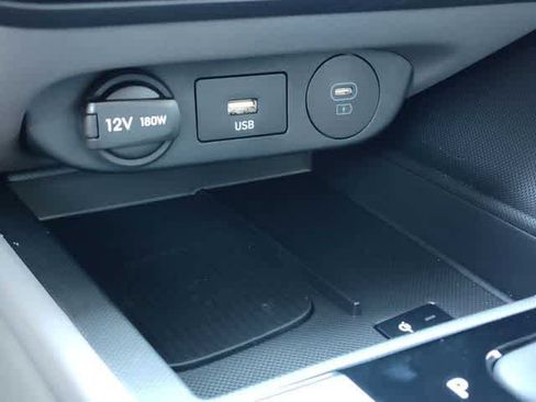 New 2026 Hyundai Elantra SEL Sport FWD image 25