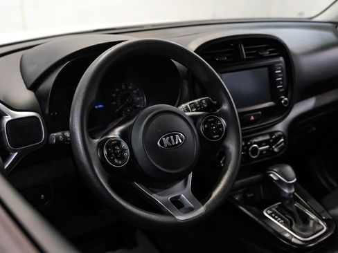Used 2021 Kia Soul S image 15