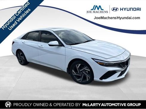 Used 2025 Hyundai Elantra SEL FWD image 5