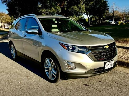 Used 2019 Chevrolet Equinox Premier image 12
