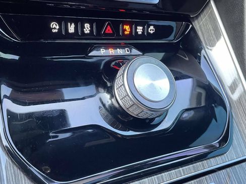 Used 2022 Jeep Wagoneer Series II RWD image 17