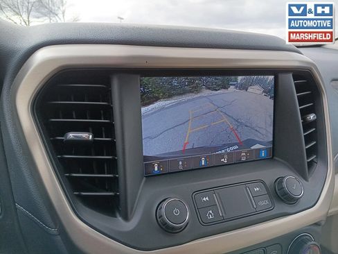 Used 2021 GMC Acadia Denali w/ Denali Ultimate Package AWD/4WD image 9
