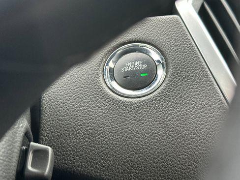 Used 2014 Cadillac SRX Luxury image 22