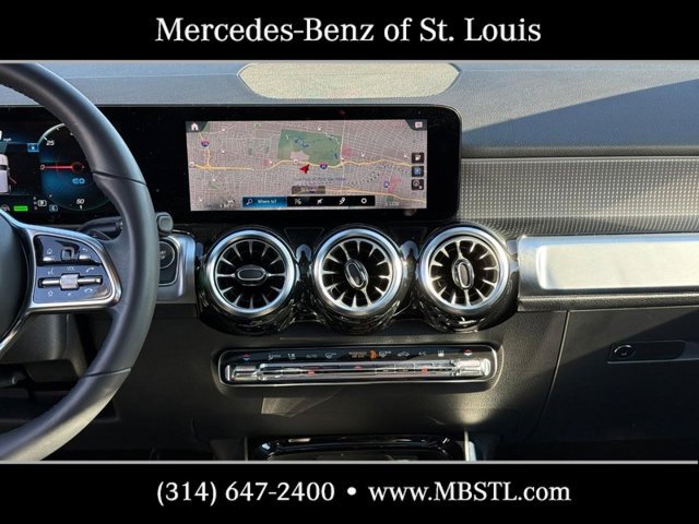 Certified 2023 Mercedes-Benz EQB 300 4MATIC w/ Driver Assistance Package image 15