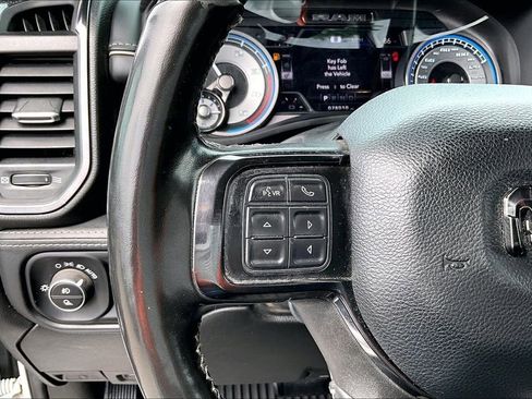 Used 2022 RAM 2500 Limited AWD/4WD image 14