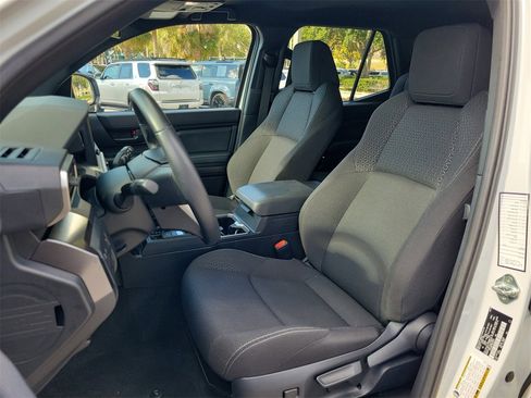 Used 2025 Toyota 4Runner SR5 image 15