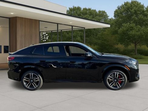 New 2026 BMW X2 xDrive28i w/ Technology Package AWD/4WD image 7