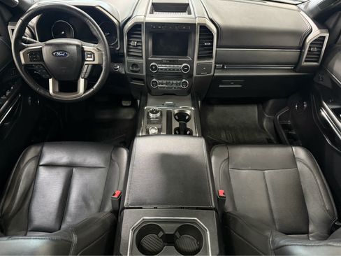 Used 2018 Ford Expedition Max XLT w/ Equipment Group 202A AWD/4WD image 16