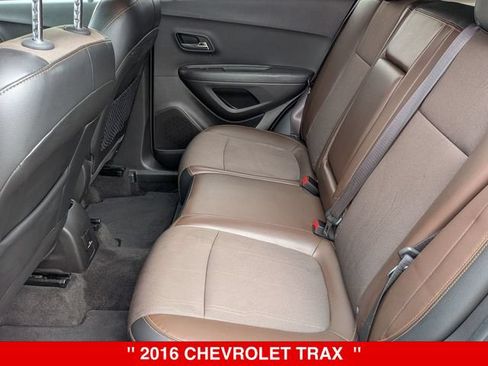 Used 2016 Chevrolet Trax LT w/ LT Sun and Sound Package AWD/4WD image 35