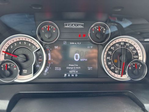 Used 2013 RAM 1500 Classic SLT w/ Premium Display Pkg AWD/4WD image 9