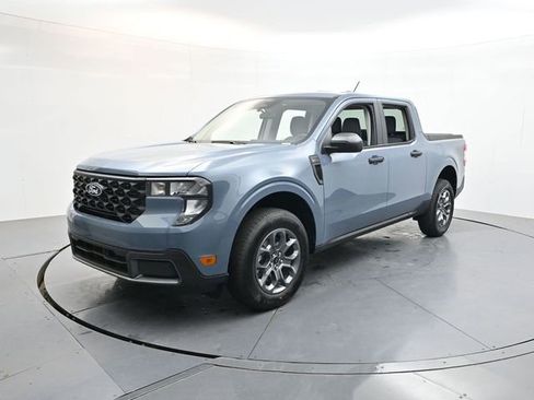 Used 2026 Ford Maverick XLT FWD image 3