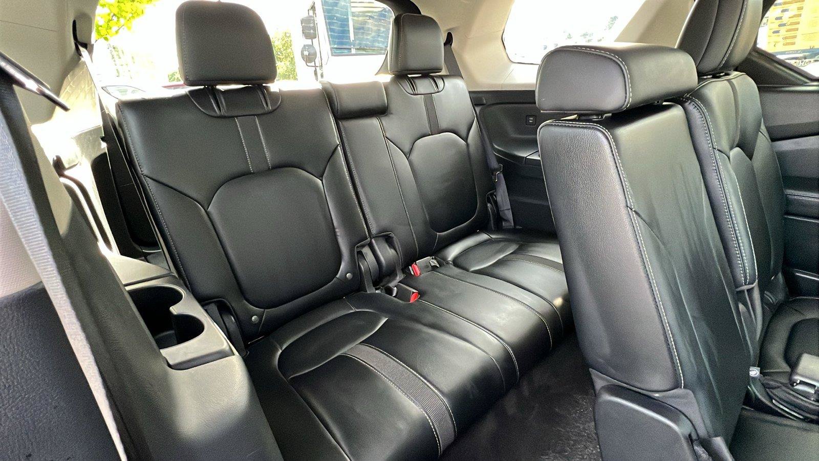 Used 2025 Honda Pilot EX-L image 16