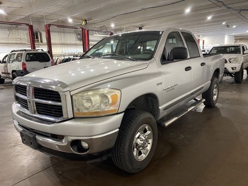 Used 2006 Dodge Ram 2500 Truck SLT w/ Quad Cab Big Horn Value Group image 7