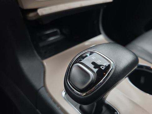 Used 2015 Jeep Grand Cherokee Limited RWD image 33