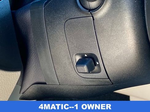 Used 2023 Mercedes-Benz C 300 4MATIC Sedan image 28