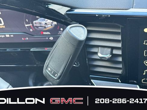 Certified 2025 GMC Sierra 1500 SLE w/ Preferred Package AWD/4WD image 18