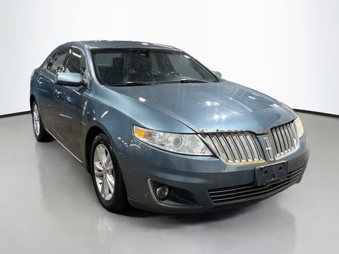 Used 2010 Lincoln MKS FWD image 3