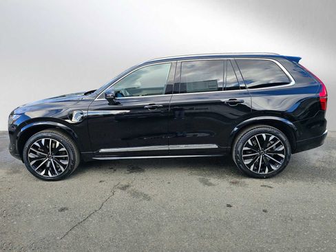 New 2026 Volvo XC90 T8 Plus w/ Protection Package AWD/4WD image 6