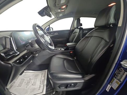 Used 2023 Kia Sportage EX AWD/4WD image 9