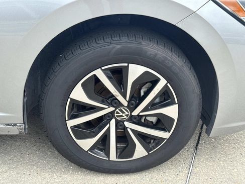 Used 2024 Volkswagen Jetta S FWD image 4