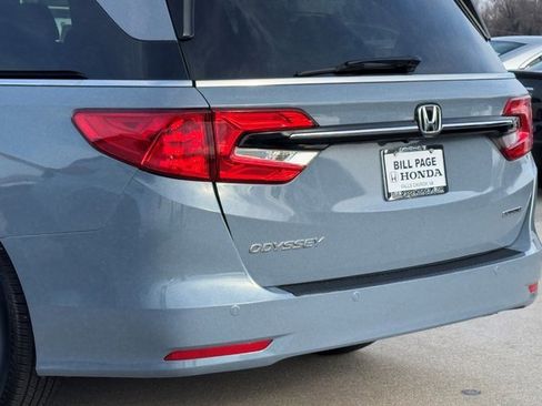 Certified 2023 Honda Odyssey Touring image 6