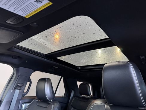 Used 2021 Ford Explorer ST w/ Equipment Group 401A image 23