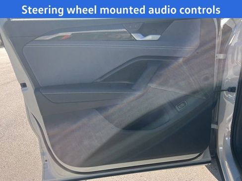 New 2026 Volkswagen Tiguan SE R-Line image 7