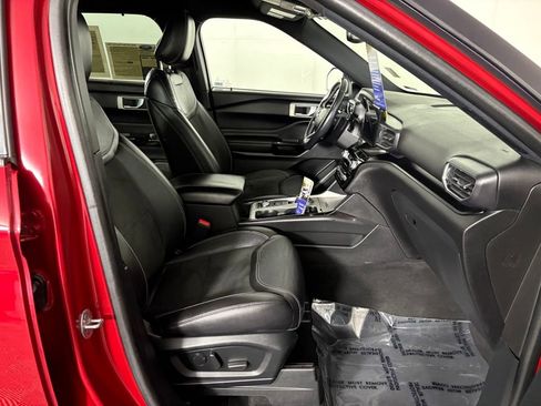 Certified 2023 Ford Explorer ST image 39