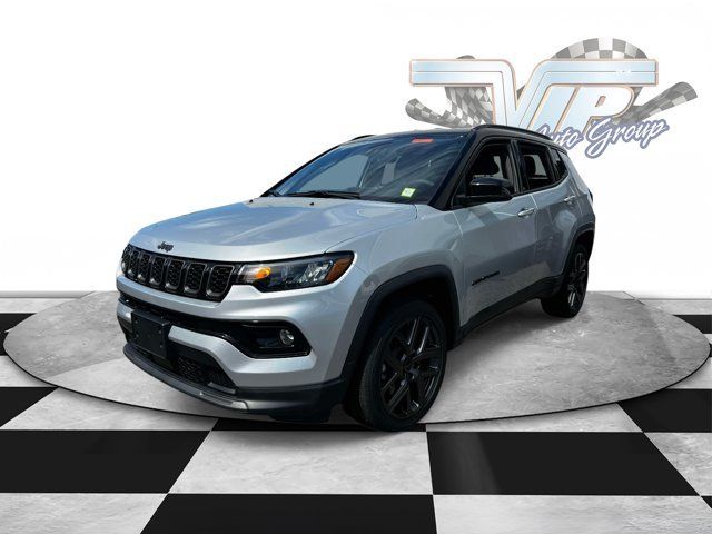 Used 2026 Jeep Compass Limited AWD/4WD image 2