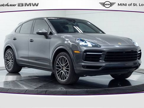 Used 2020 Porsche Cayenne AWD/4WD image 1