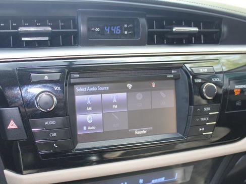 Used 2014 Toyota Corolla LE w/ Protection Package FWD image 24