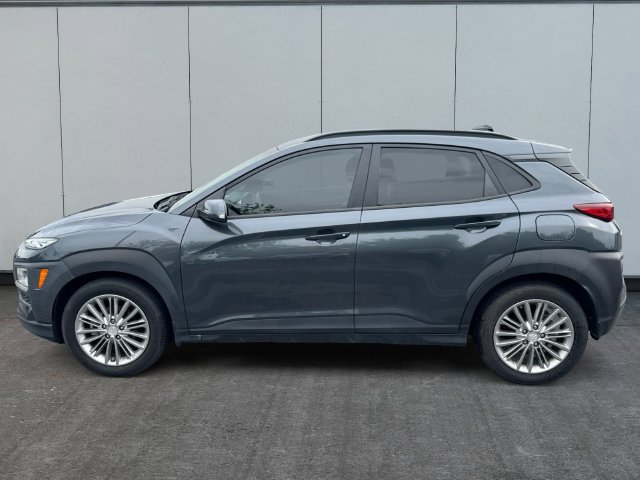 Used 2021 Hyundai Kona SEL w/ Cargo Package FWD image 2