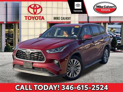 Certified 2022 Toyota Highlander Platinum