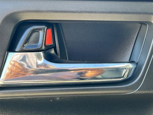 Used 2021 Toyota 4Runner TRD Off-Road Premium image 17