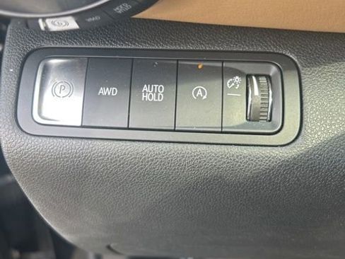 Used 2025 Chevrolet Equinox ACTIV w/ Safety and Technology Package image 16