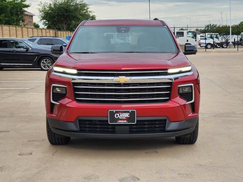 Used 2025 Chevrolet Traverse LT w/ Driver Confidence Package FWD image 10