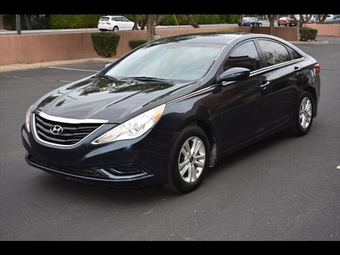 Used 2013 Hyundai Sonata GLS image 3