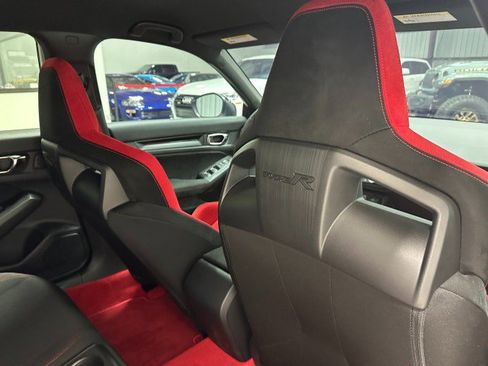 Used 2025 Honda Civic Type R image 24