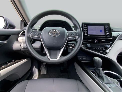 Used 2023 Toyota Camry LE FWD image 6