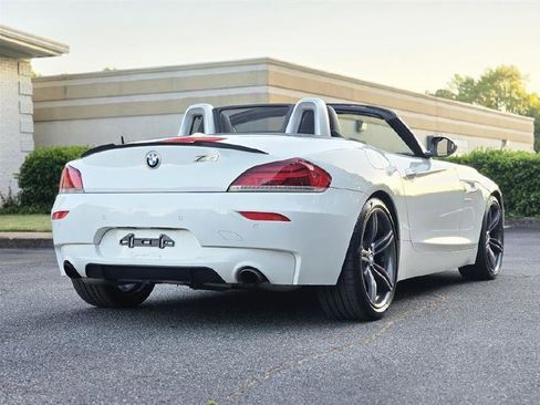 Used 2015 BMW Z4 sDrive35is RWD image 12