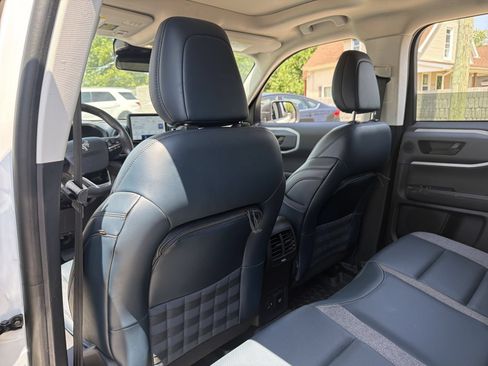 Used 2022 Ford Bronco Sport Outer Banks w/ Tech Package AWD/4WD image 24