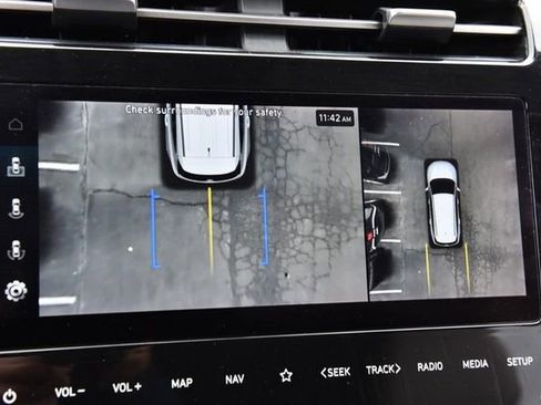 Used 2022 Hyundai Tucson Limited image 14