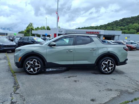 Used 2023 Hyundai Santa Cruz Limited AWD/4WD image 2