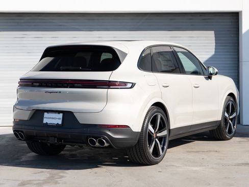 New 2026 Porsche Cayenne S AWD/4WD image 7
