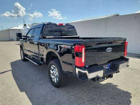 Certified 2025 Ford F250 Lariat w/ Chrome Package AWD/4WD image 5