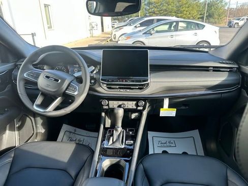 New 2026 Jeep Compass Limited AWD/4WD image 15
