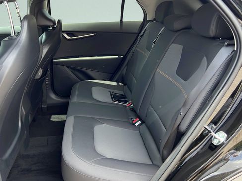 New 2026 Kia Niro LX FWD image 11