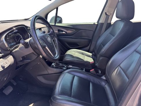 Used 2020 Buick Encore Essence FWD image 10