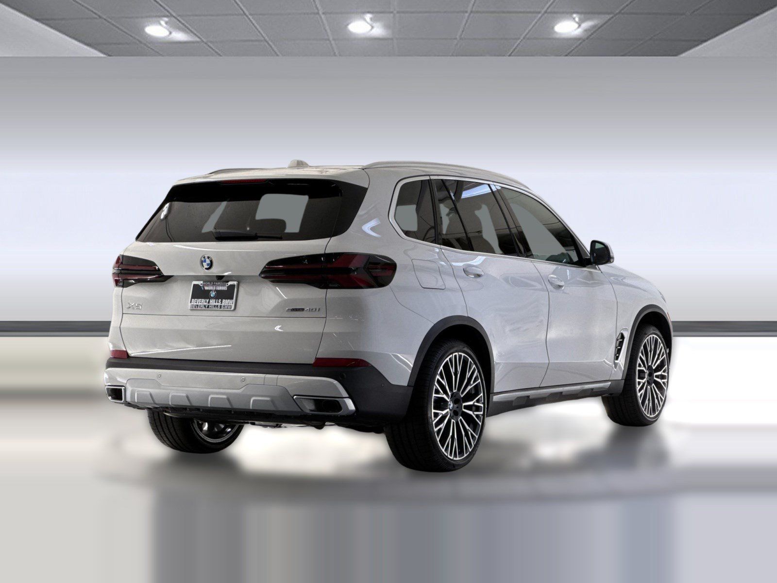 Used 2026 BMW X5 sDrive40i w/ Premium Package RWD image 9